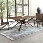 For all you geometry lovers out there, or maybe you just want a super unique dining table, our Exeter table is for you. Of course, it can be customized to your preferences: it's available in extension (expandable for all of your dinner parties) or fixed top, as well as in four different sizes and in four finish options.